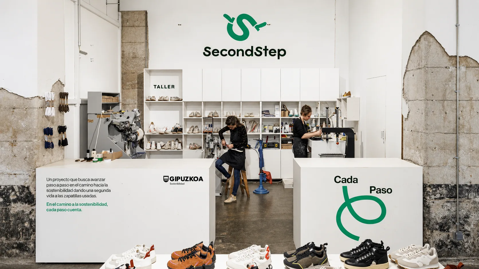 Second Step — zapatillas restauradas en el taller